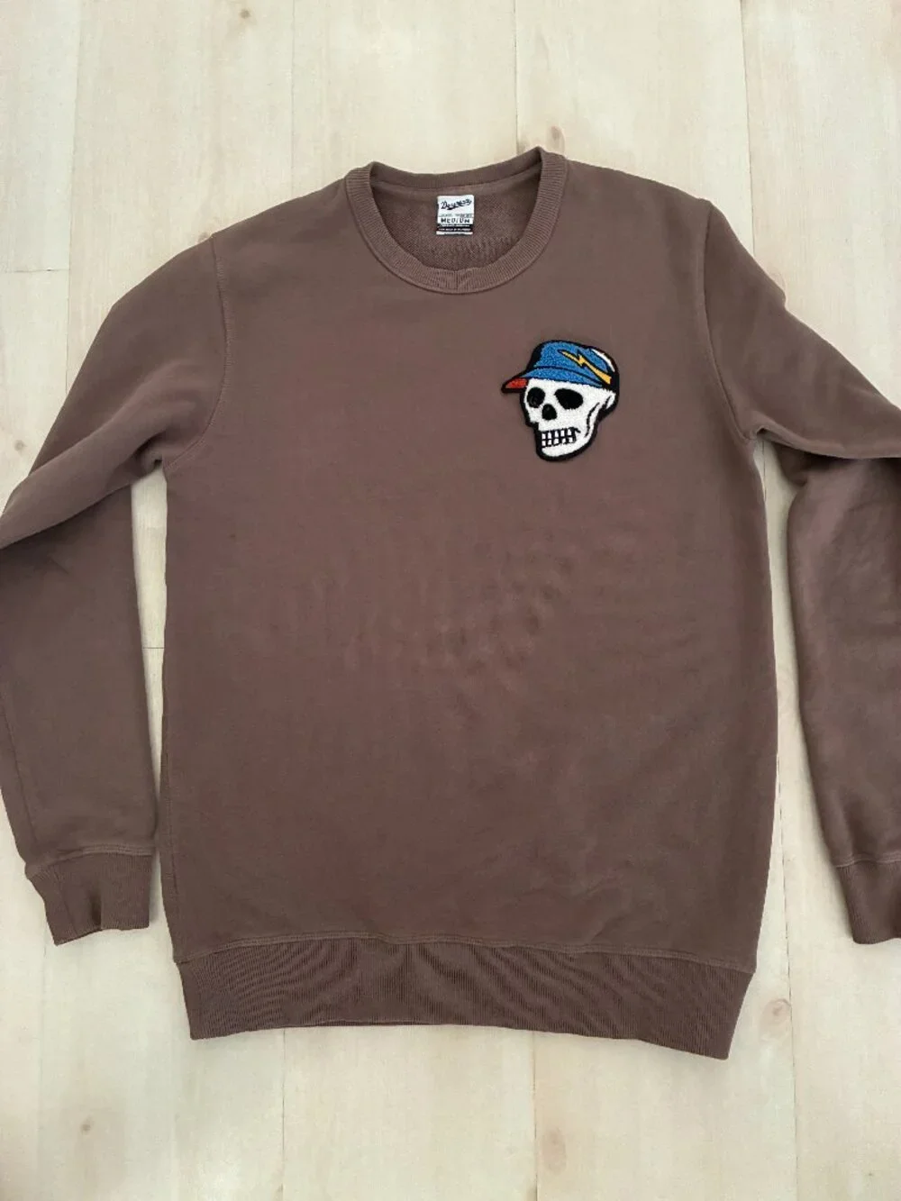 Devereux Golf Brown Skull Caddie Chenille Patch Crewneck Sweatshirt Medium - Picture 1 of 6